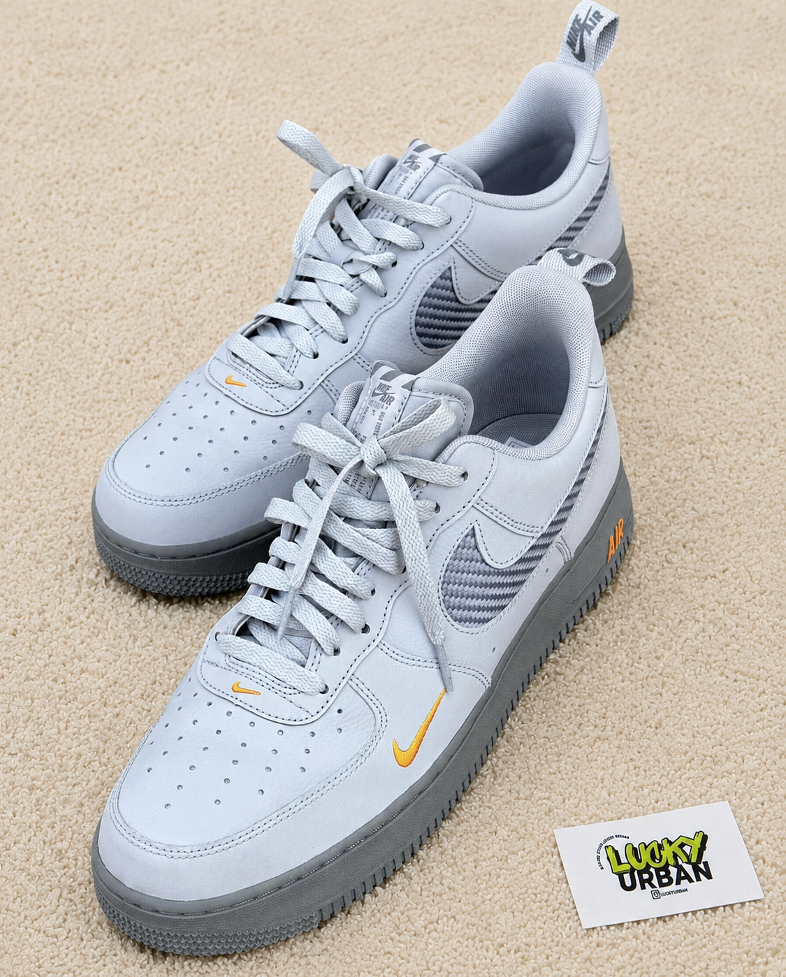 NIKE AIR FORCE 1 LOW CINZA / LARANJA