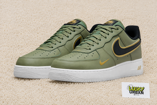 NIKE AIR FORCE 1 LOW VERDE / DOURADO