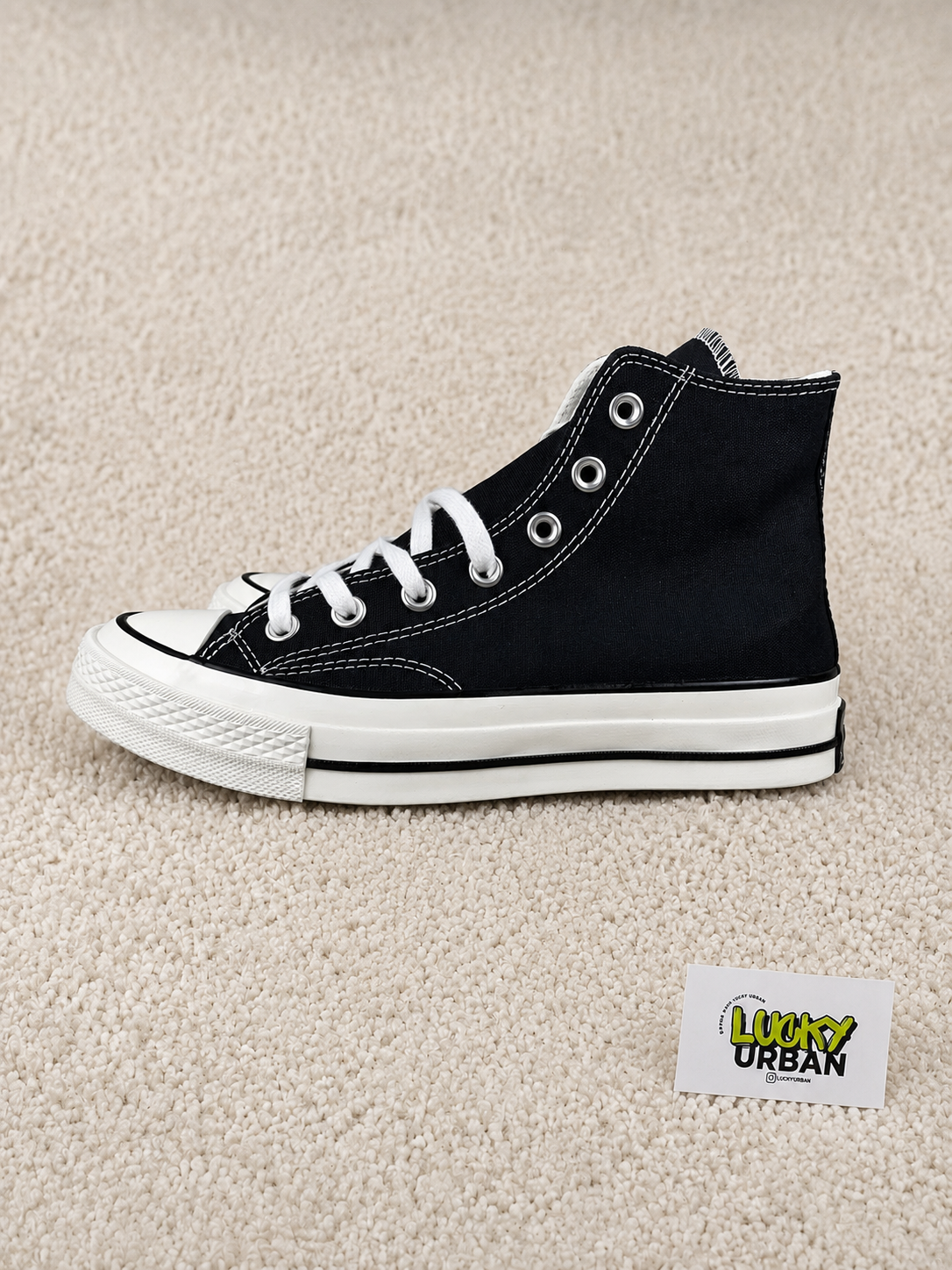 CONVERSE CHUCK TAYLOR ALL STAR PRETO / BRANCO