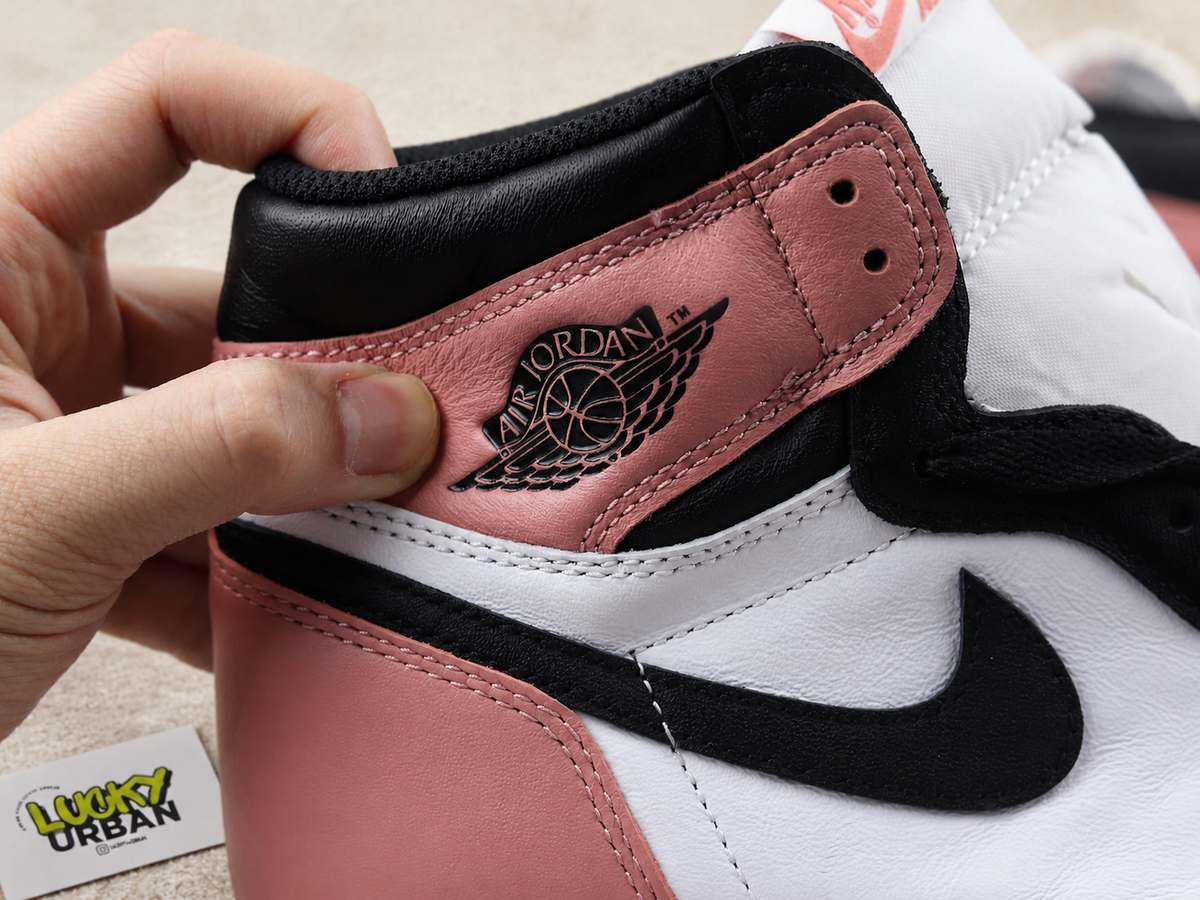 NIKE AIR JORDAN 1  PRETO / ROSA / BRANCO