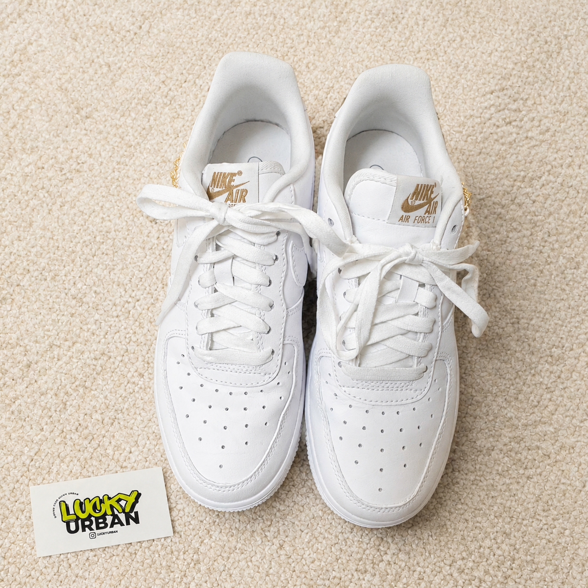 NIKE AIR FORCE 1 LOW BRANCO / CORRENTES