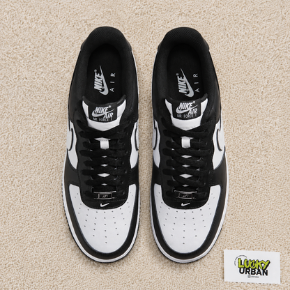 NIKE AIR FORCE 1 LOW PRETO / BRANCO
