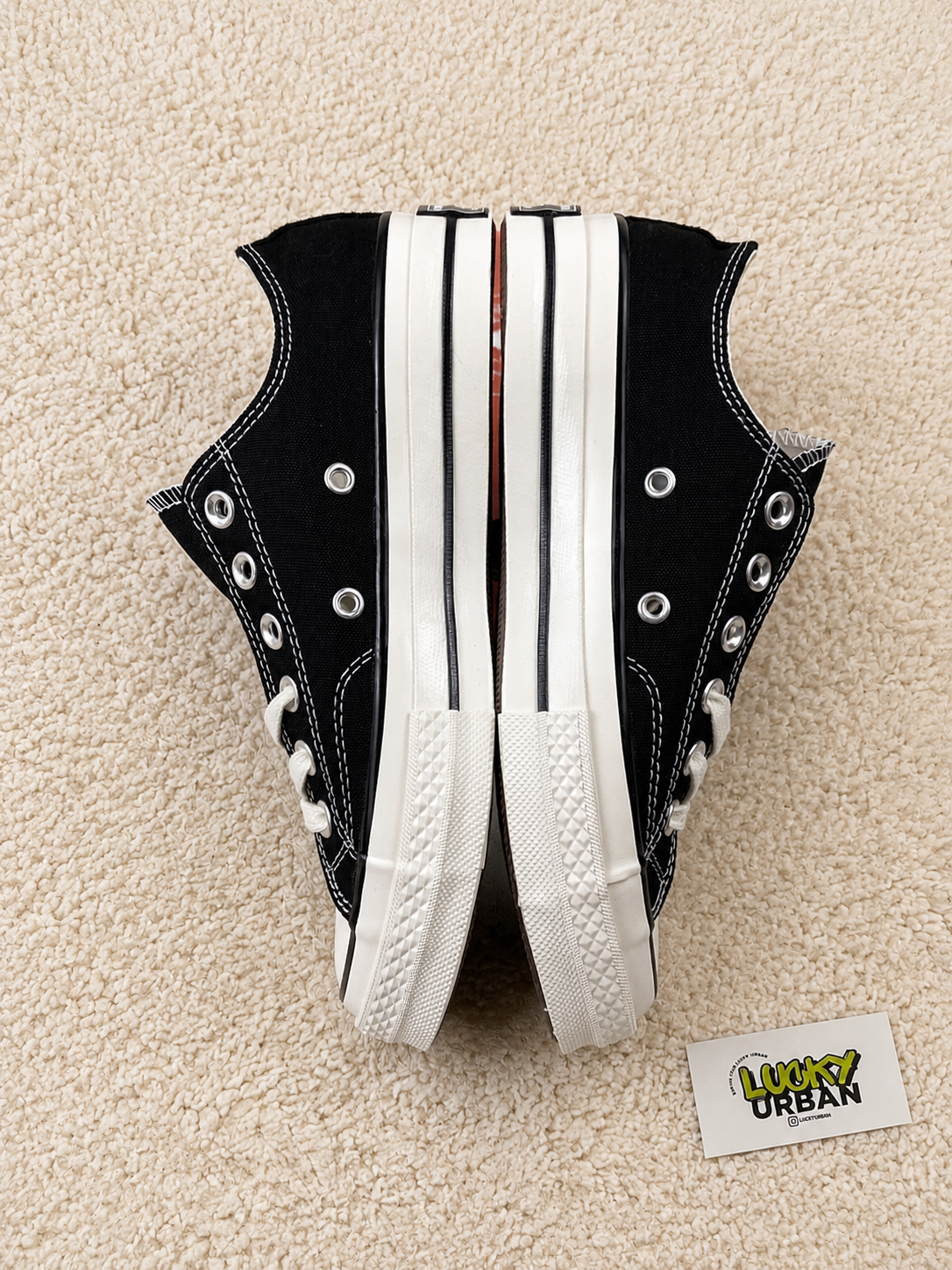 CONVERSE CHUCK TAYLOR ALL STAR LOW PRETO / BRANCO